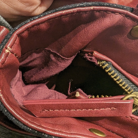 DESIGUAL Vinyl Floral Handbag with Varied Colours and Textures - Picture 15 of 15